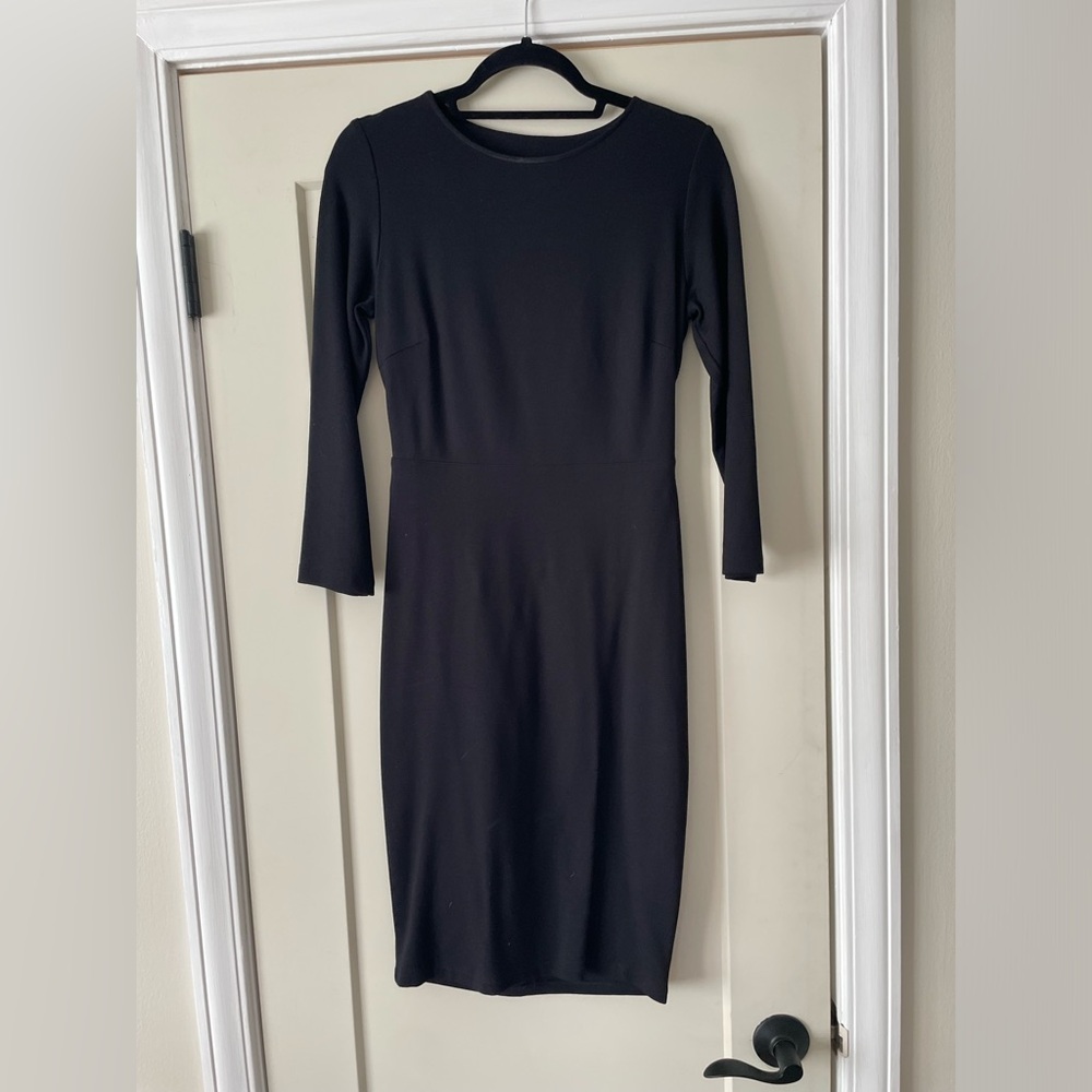 Keyhole Backless Little Black Dress - Picture 3 of 3